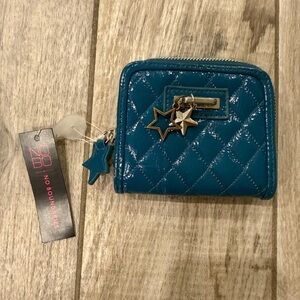 No Boundaries blue  Quilted Star Wallet